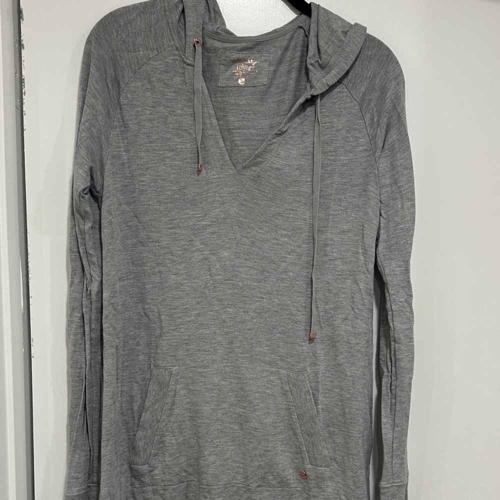 Lilly Pulitzer Gray Hooded Sleepwear Top 0020